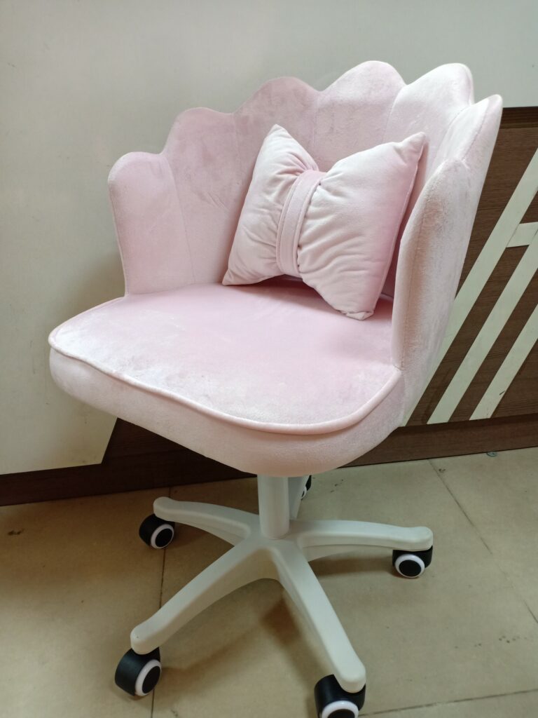 Ghế học sinh/ ghế trang điểm nệm nhung PIRIN 3 Ghe hoc sinh/ ghe trang diem PIRIN