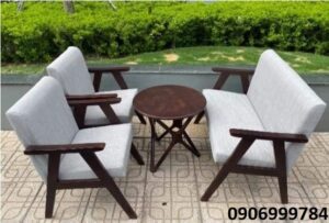 ban chan sao ghe sofa