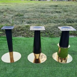 Chan ban cafe decor inox ma vang 4