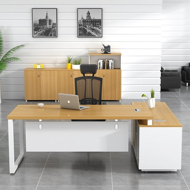 Hướng Dẫn Chọn Mẫu Bàn Văn Phòng Hoàn Hảo Cho Không Gian Làm Việc 9 Hướng Dẫn Chọn Mẫu Bàn Văn Phòng Hoàn Hảo Cho Không Gian Làm Việc