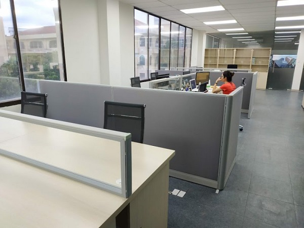 Các mẫu bàn văn phòng được ưa chuộng hiện nay – Xu hướng thiết kế hiện đại và đa dạng