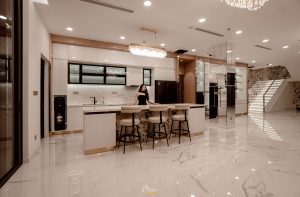 Ghế Quầy Bar Cao Cấp Tựa Lưng Bọc Da BN578 2 7 3 scaled 1