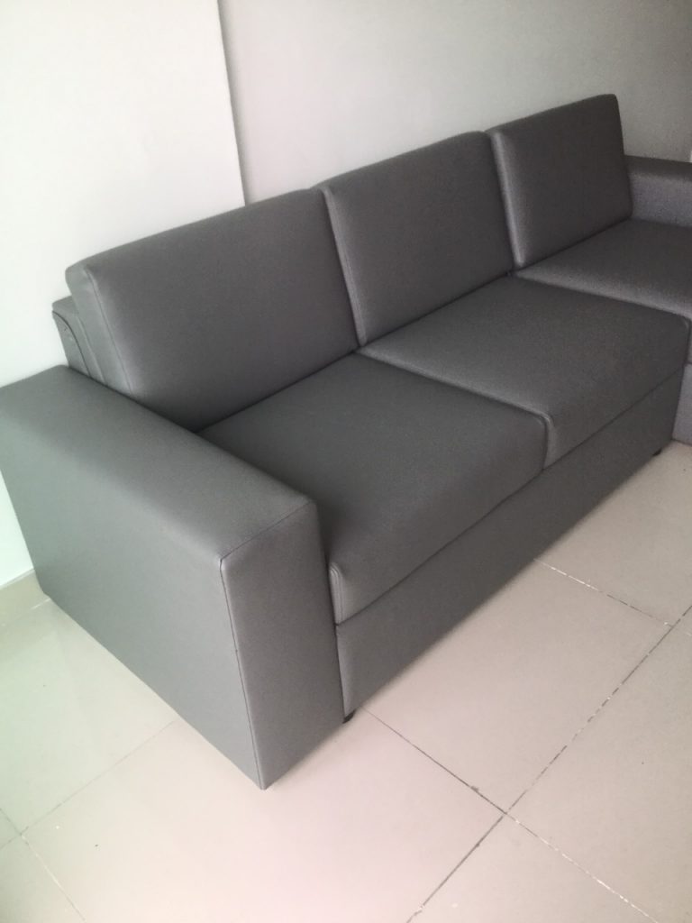 Dịch vụ Bọc Ghế Văn Phòng – Nâng Tầm Không Gian Làm Việc Hiện Đại và Hiệu Quả 2 Dịch vụ Bọc Ghế Văn Phòng – Nâng Tầm Không Gian Làm Việc Hiện Đại và Hiệu Quả