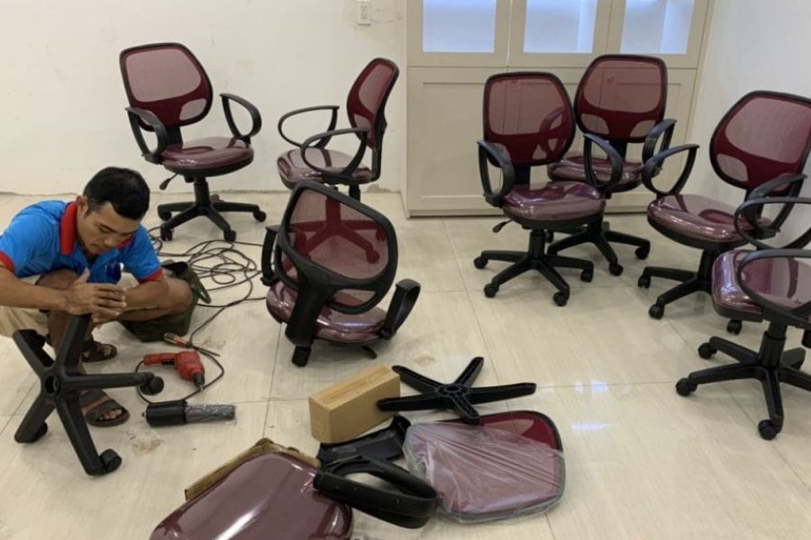 Hướng dẫn sửa ghế văn phòng bị tụt hơi nhanh và đơn giản - Tự khắc phục 4 Hướng dẫn sửa ghế văn phòng bị tụt hơi nhanh và đơn giản - Tự khắc phục