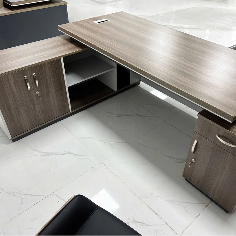 ban-giam-doc-yem-op-noi-trang-nha-bgd136-02-1758962027.webp ban giam doc yem op noi trang nha bgd136 02 1758962027.webp