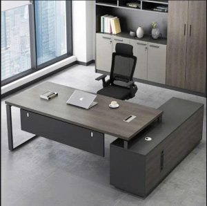 Bàn Giám Đốc Có Tủ Phụ Chân Sắt - BGD7